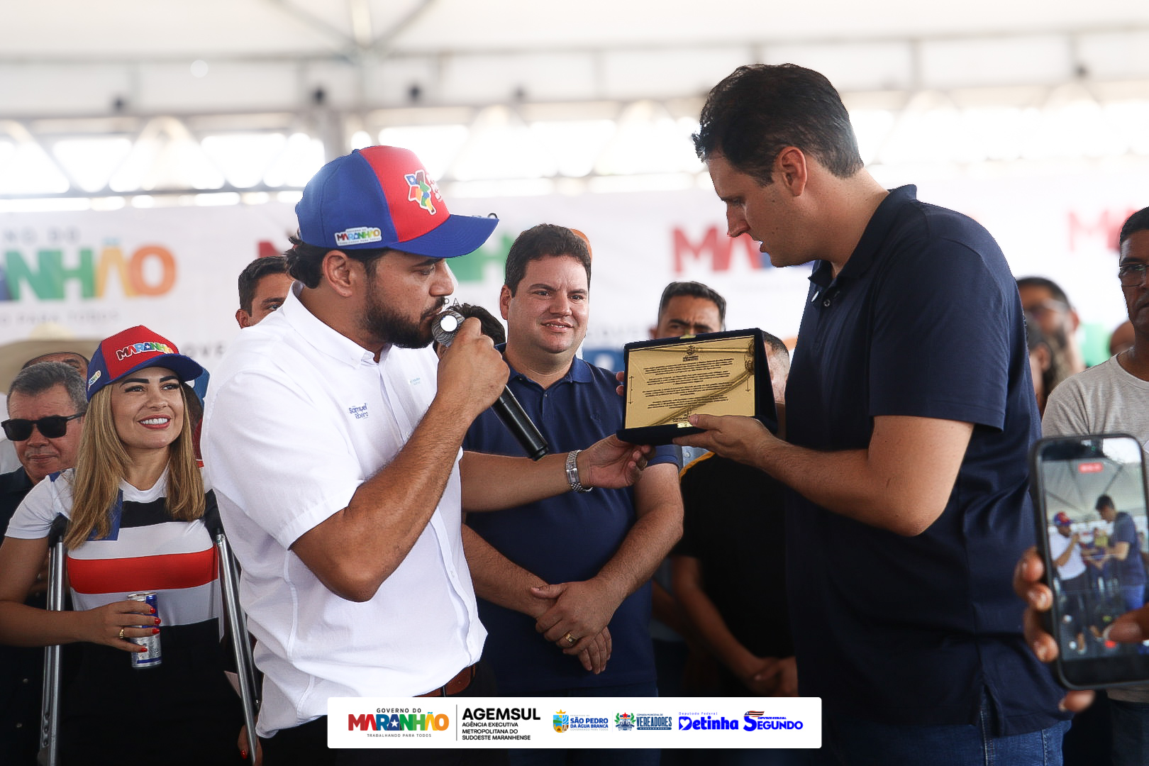 São Pedro da Água Branca vive dia histórico com inaugurações e novos investimentos no bairro Ha...