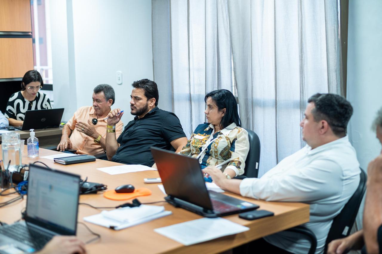 Prefeito Samuel Ribeiro Reforça Compromisso com o Desenvolvimento Regional durante Assembleia d...
